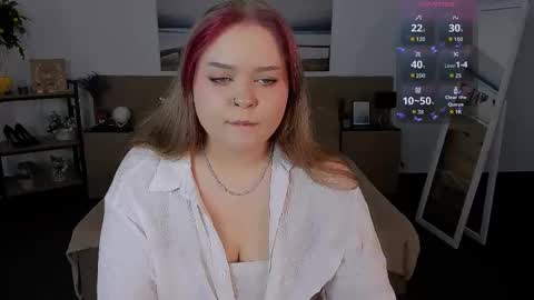Snapshot of erica_love_ chatting on 6, 10, 2025 erica_love_ online show from 6, 10, 2025