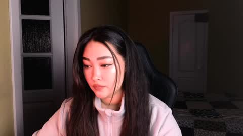 Snapshot of erica_wayne chatting on 5, 1, 2025 Erica Wayne online show from 5, 1, 2025