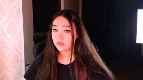 Snapshot of erica_wayne chatting on 29, 11, 2025 Erica Wayne online show from 29, 11, 2025