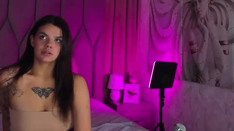 Snapshot of ericaevan chatting on 10, 12, 2024 ericaevan online show from 10, 12, 2024