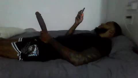 Snapshot of ericbuck chatting on 23, 12, 2024 Eric Buck online show from 23, 12, 2024