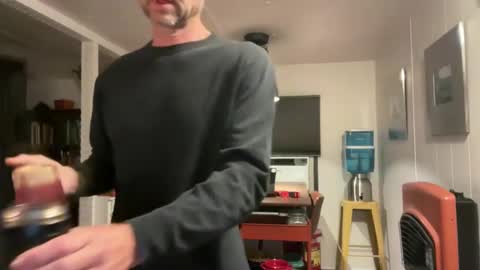 Snapshot of ericgene chatting on 18, 1, 2025 skoooozle online show from 18, 1, 2025