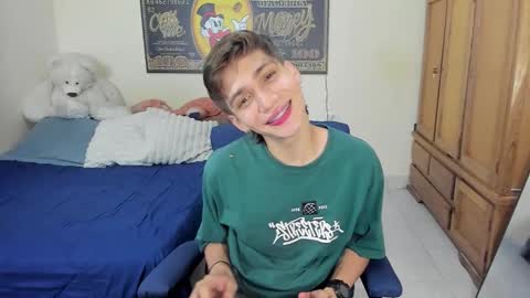 Snapshot of erick_de_rossee chatting on 19, 12, 2025 erick_de_rossee online show from 19, 12, 2025