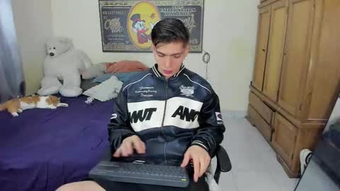 Snapshot of erick_de_rossee chatting on 9, 1, 2026 erick_de_rossee online show from 9, 1, 2026