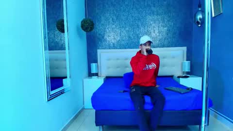   online show from 12, 10, 2025