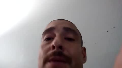 Snapshot of erik15516 chatting on 27, 5, 2026 erik15516 online show from 27, 5, 2026
