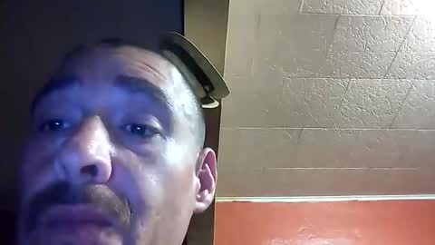 Snapshot of erik15516 chatting on 29, 5, 2026 erik15516 online show from 29, 5, 2026