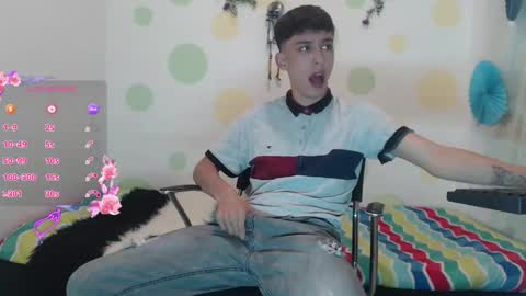 Snapshot of erik_lion chatting on 8, 12, 2024 Jhon online show from 8, 12, 2024