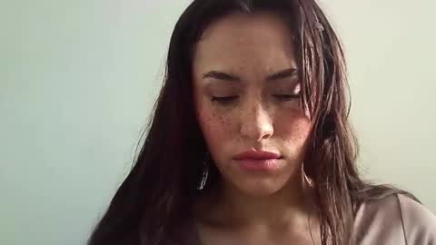 Snapshot of erika_depp chatting on 6, 11, 2025 Erika online show from 6, 11, 2025