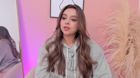 Snapshot of erika_mendez1 chatting on 1, 2, 2025 Erika Mendez online show from 1, 2, 2025