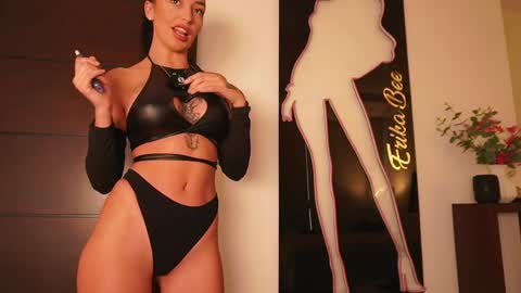 Venus Skye online show from 1, 11, 2025