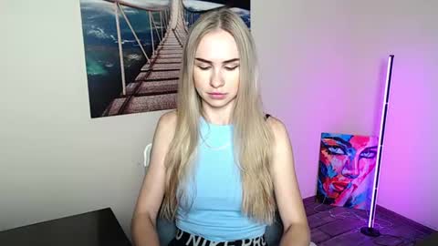 Snapshot of erikagavin chatting on 24, 6, 2026 Erika online show from 24, 6, 2026