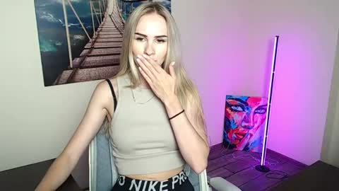 Snapshot of erikagavin chatting on 30, 6, 2026 Erika online show from 30, 6, 2026