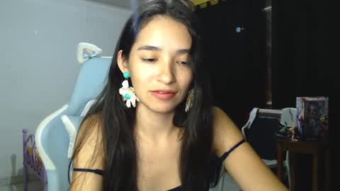 Snapshot of erina_1 chatting on 14, 12, 2024 erina_1 online show from 14, 12, 2024