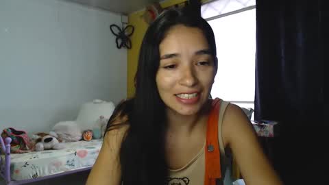 Snapshot of erina_1 chatting on 3, 1, 2025 erina_1 online show from 3, 1, 2025