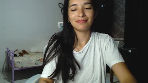 Snapshot of erina_1 chatting on 10, 1, 2025 erina_1 online show from 10, 1, 2025
