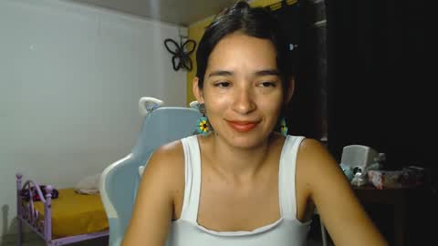 Snapshot of erina_1 chatting on 23, 1, 2025 erina_1 online show from 23, 1, 2025