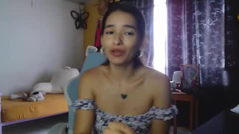 Snapshot of erina_1 chatting on 31, 1, 2025 erina_1 online show from 31, 1, 2025
