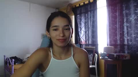 Snapshot of erina_1 chatting on 2, 2, 2025 erina_1 online show from 2, 2, 2025