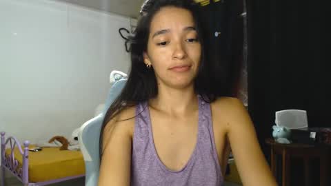 Snapshot of erina_1 chatting on 7, 2, 2025 erina_1 online show from 7, 2, 2025