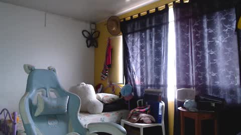 Snapshot of erina_1 chatting on 9, 2, 2025 erina_1 online show from 9, 2, 2025
