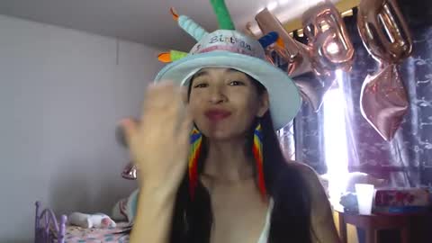 Snapshot of erina_1 chatting on 1, 3, 2025 erina_1 online show from 1, 3, 2025