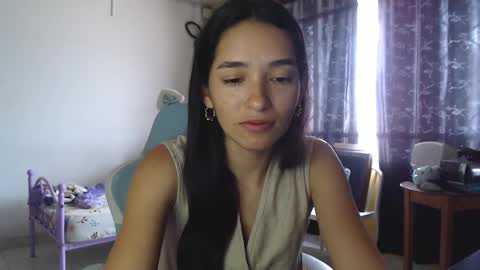 Snapshot of erina_1 chatting on 10, 3, 2025 erina_1 online show from 10, 3, 2025