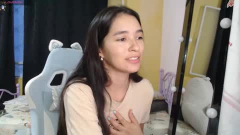 Snapshot of erina_1 chatting on 22, 9, 2025 erina_1 online show from 22, 9, 2025