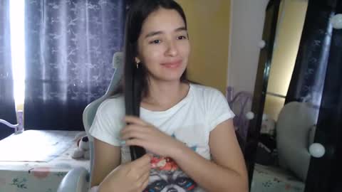 Snapshot of erina_1 chatting on 24, 9, 2025 erina_1 online show from 24, 9, 2025