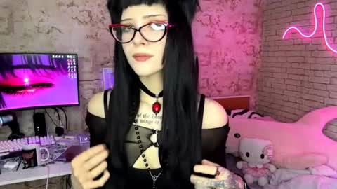 Nina online show from 13, 2, 2026