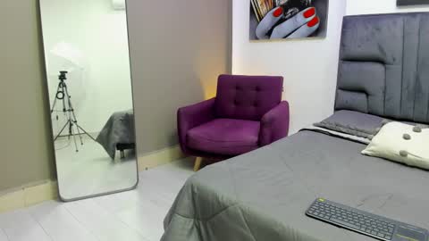 Eros Mancini online show from 7, 10, 2025