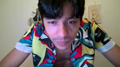 Snapshot of eros_rouge chatting on 4, 10, 2025 eros_rouge online show from 4, 10, 2025