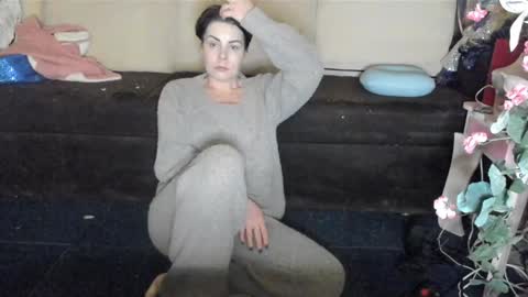 Snapshot of erotic_dessire chatting on 6, 1, 2025 Eve online show from 6, 1, 2025