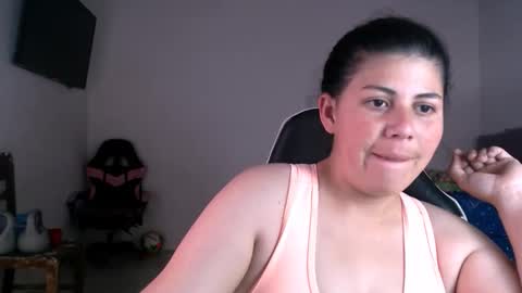 Snapshot of erotic_katia chatting on 20, 4, 2026 Sara online show from 20, 4, 2026
