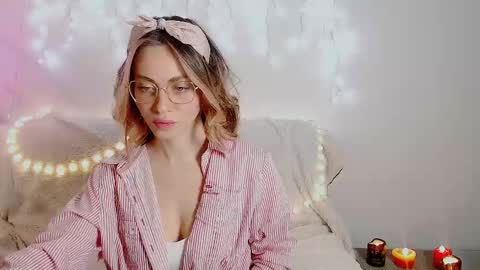 LylaXXX online show from 23, 1, 2025