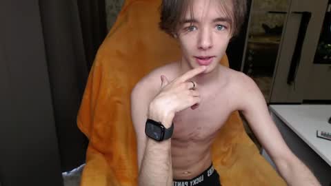Snapshot of ervi_ chatting on 5, 5, 2026 ERV1II online show from 5, 5, 2026