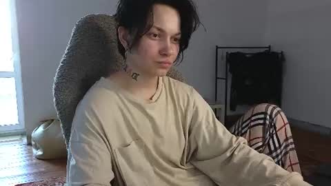 esajukyy online show from 7, 6, 2026