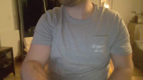 esclavepourfemme online show from 23, 1, 2025