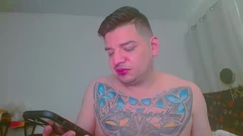 escodamus12 online show from 10, 1, 2025