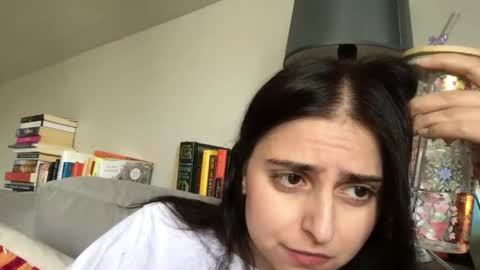 esimaralda online show from 31, 5, 2026