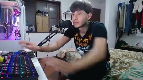 Snapshot of esjrobles chatting on 18, 1, 2025 Esteban online show from 18, 1, 2025