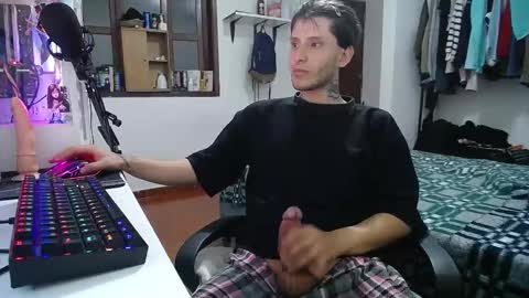 Snapshot of esjrobles chatting on 20, 1, 2025 Esteban online show from 20, 1, 2025