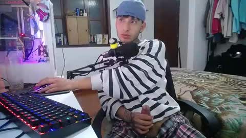 Snapshot of esjrobles chatting on 23, 1, 2025 Esteban online show from 23, 1, 2025