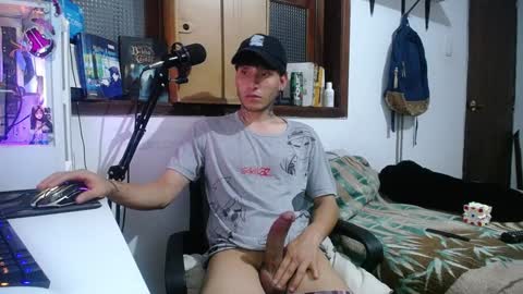 Snapshot of esjrobles chatting on 4, 2, 2025 Esteban online show from 4, 2, 2025
