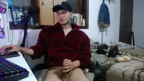 Snapshot of esjrobles chatting on 5, 2, 2025 Esteban online show from 5, 2, 2025