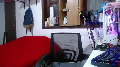 Snapshot of esjrobles chatting on 17, 2, 2025 Esteban online show from 17, 2, 2025