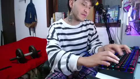 Snapshot of esjrobles chatting on 2, 3, 2025 Esteban online show from 2, 3, 2025