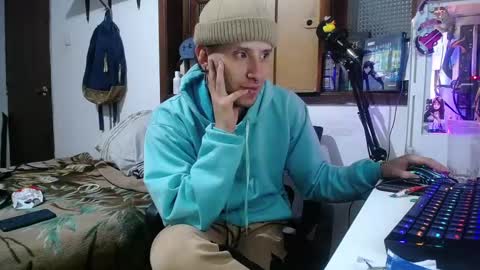 Snapshot of esjrobles chatting on 8, 3, 2025 Esteban online show from 8, 3, 2025