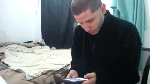 Snapshot of esjrobles chatting on 15, 9, 2025 Esteban online show from 15, 9, 2025
