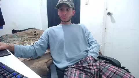 Snapshot of esjrobles chatting on 27, 9, 2025 Esteban online show from 27, 9, 2025